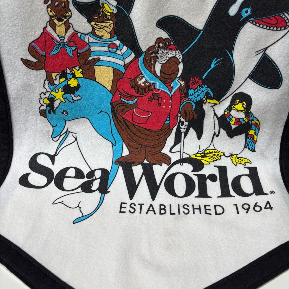 SEA WORLD ORLANDO FLORIDA Anniversary FELT PENNANT Flag